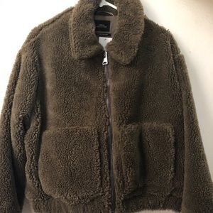 UO Cropped Teddy Jacket